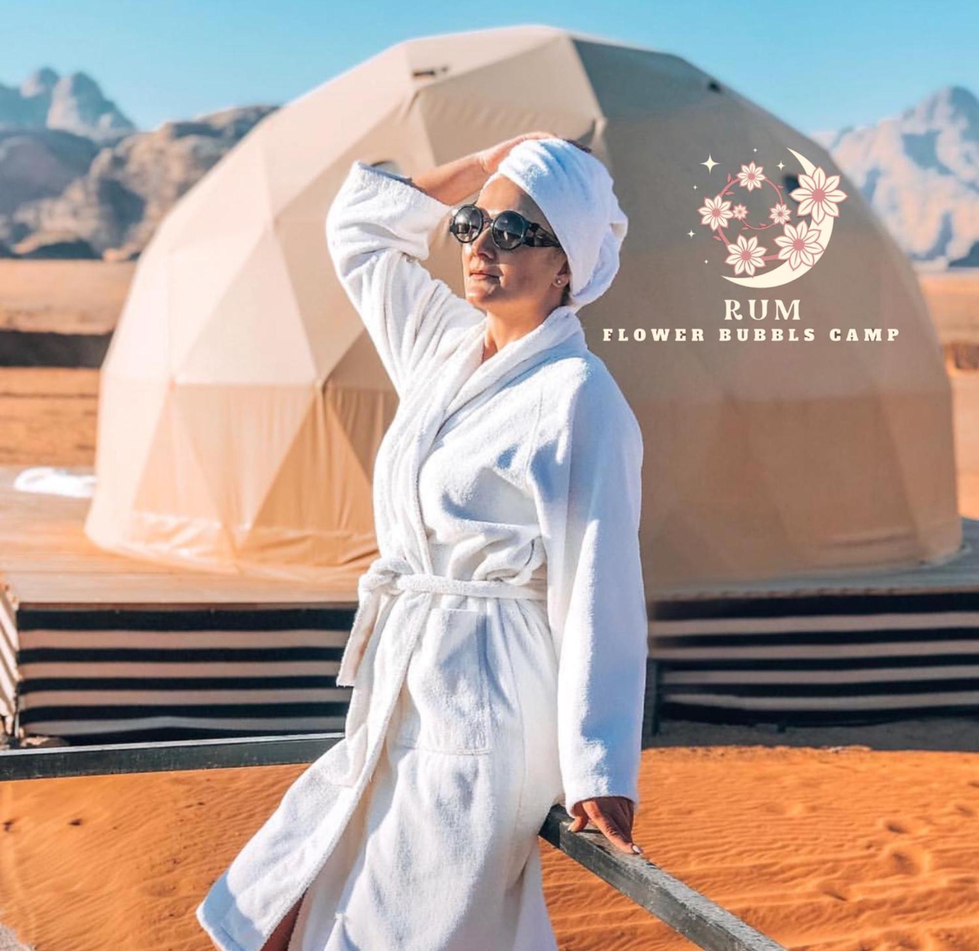 Rum Flower Bubbles Luxury Camp วาดิรัม ภายนอก รูปภาพ